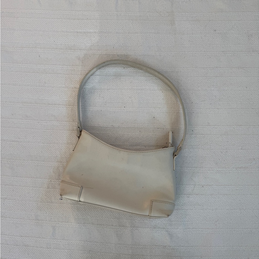 Elegant Cream Shoulder Bag